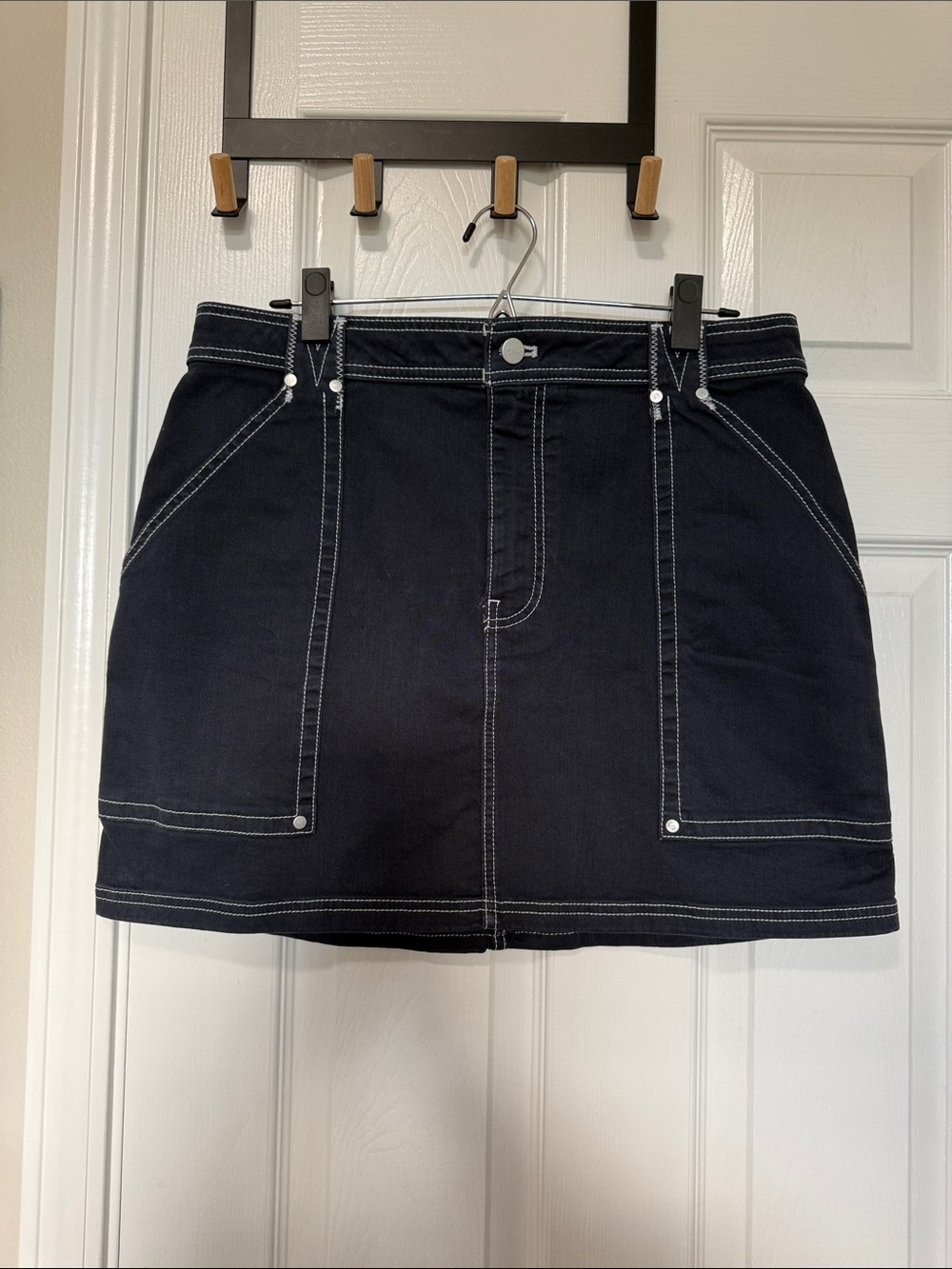 Pilcro Anthropologie Carpenter Mini Navy/white stitching EUC Sz 14